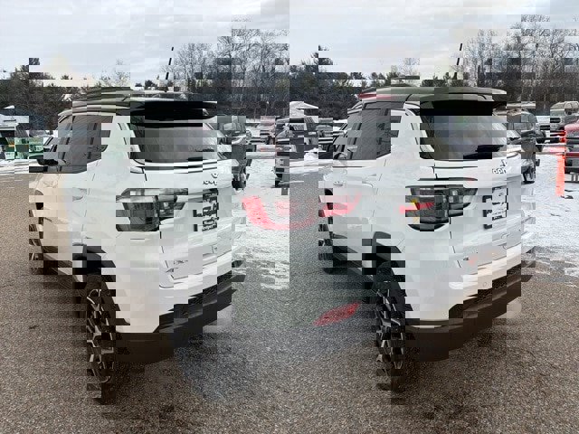 New 2026 Jeep Compass Limited image 6