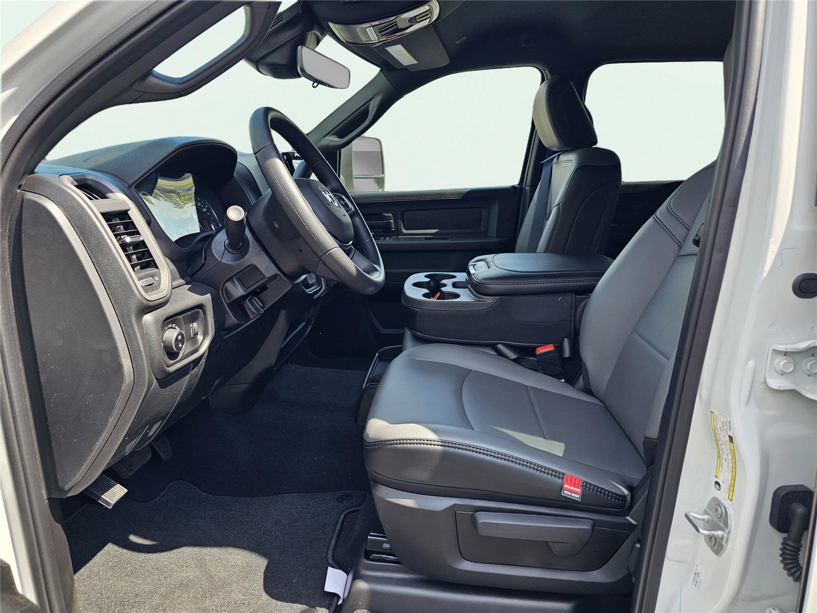 New 2026 RAM 2500 Tradesman AWD/4WD image 15