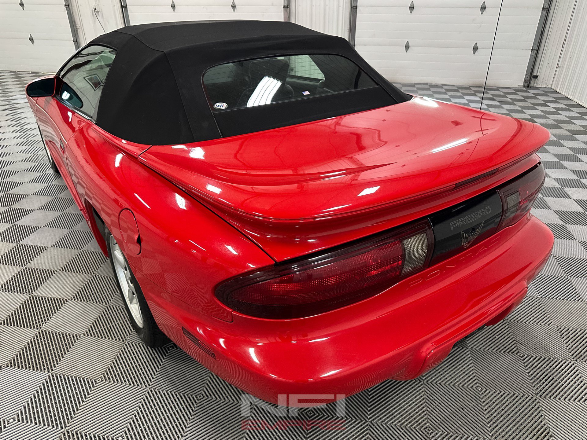 Used 1995 Pontiac Firebird Convertible RWD image 19