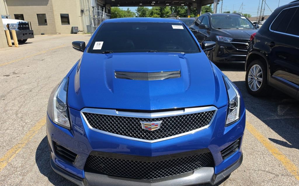 Used 2019 Cadillac ATS V w/ Luxury Package RWD image 2
