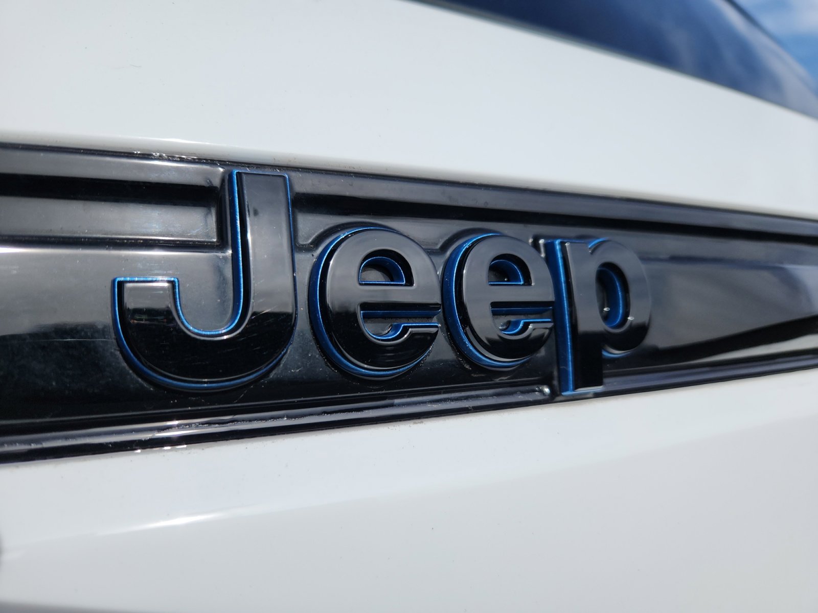 Used 2024 Jeep Grand Cherokee Trailhawk image 23
