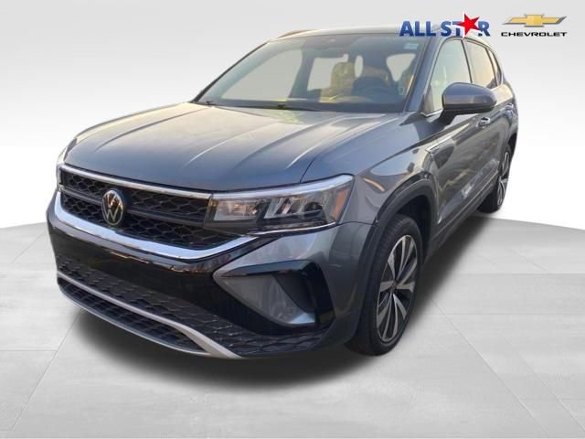 Used 2024 Volkswagen Taos SE