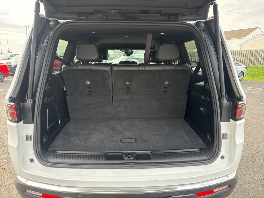 Used 2022 Jeep Wagoneer Series III w/ Convenience Group I image 43