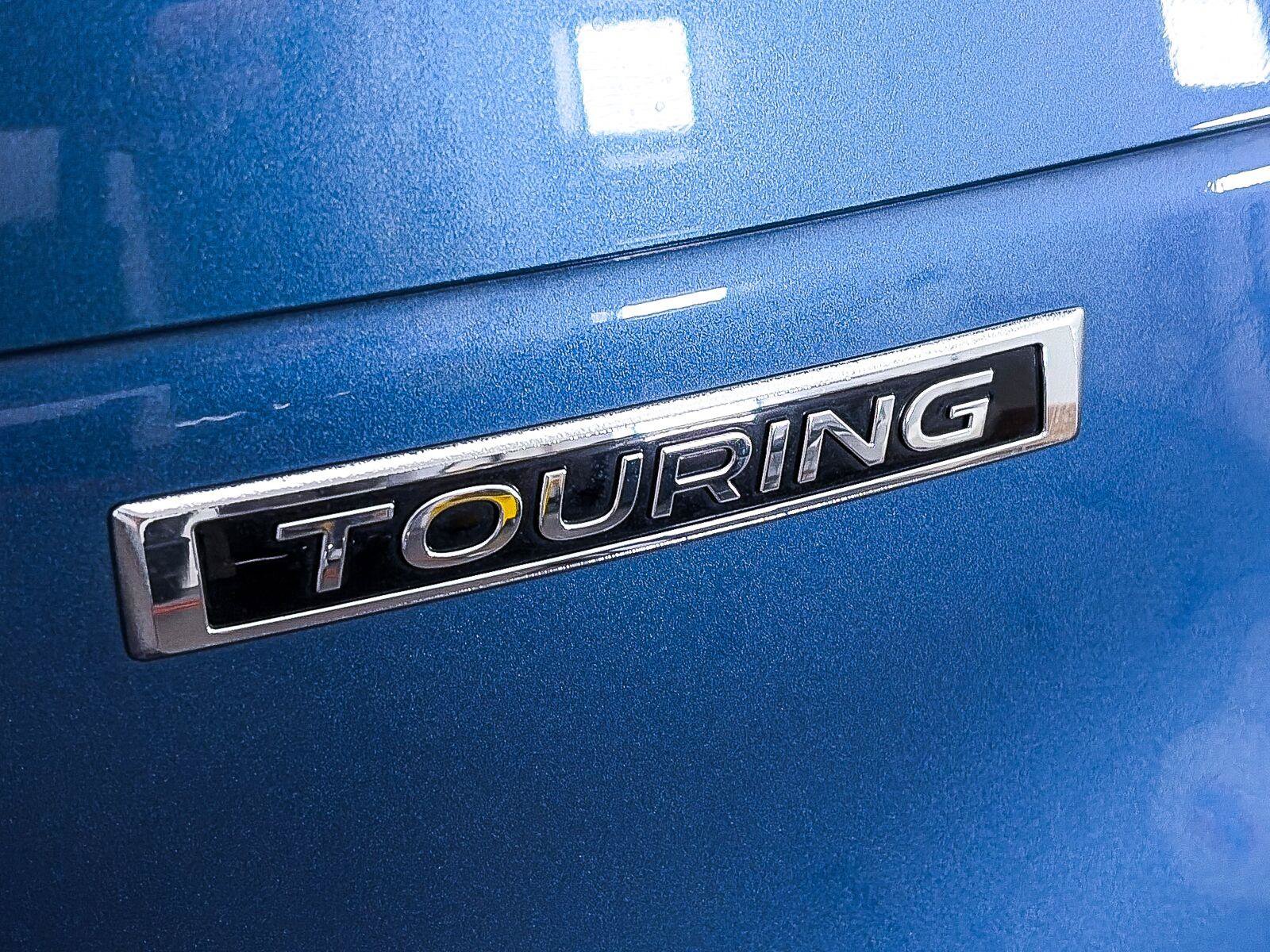 Used 2025 Subaru Forester Touring w/ Popular Package - Touring AWD/4WD image 4