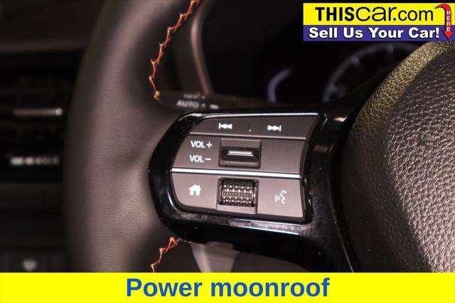 Used 2025 Honda Pilot TrailSport image 17
