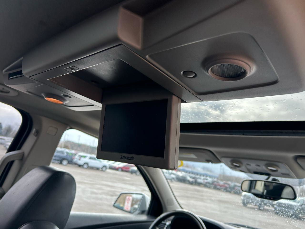 Used 2011 GMC Acadia Denali image 21