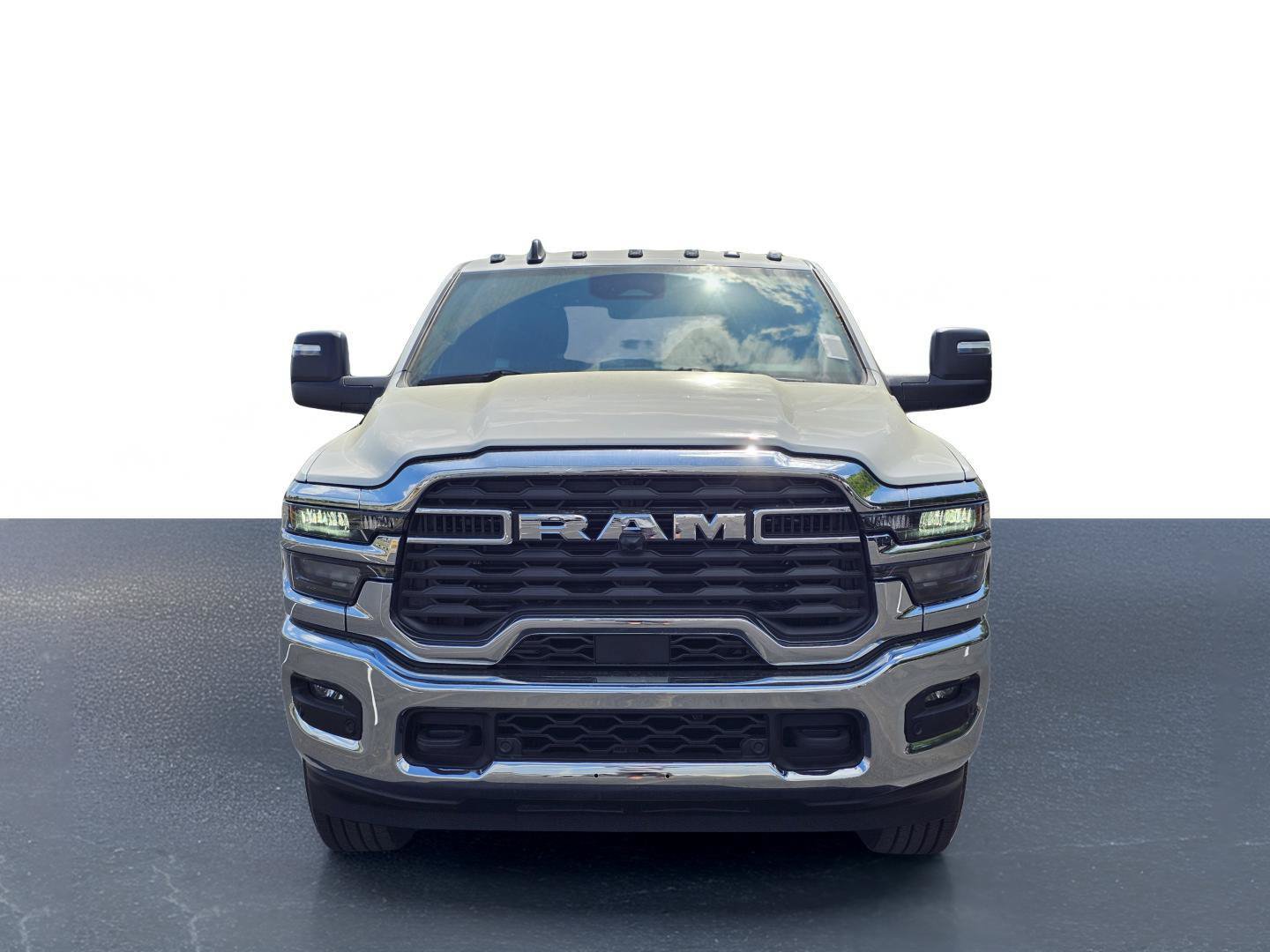 New 2026 RAM 2500 Tradesman AWD/4WD image 2