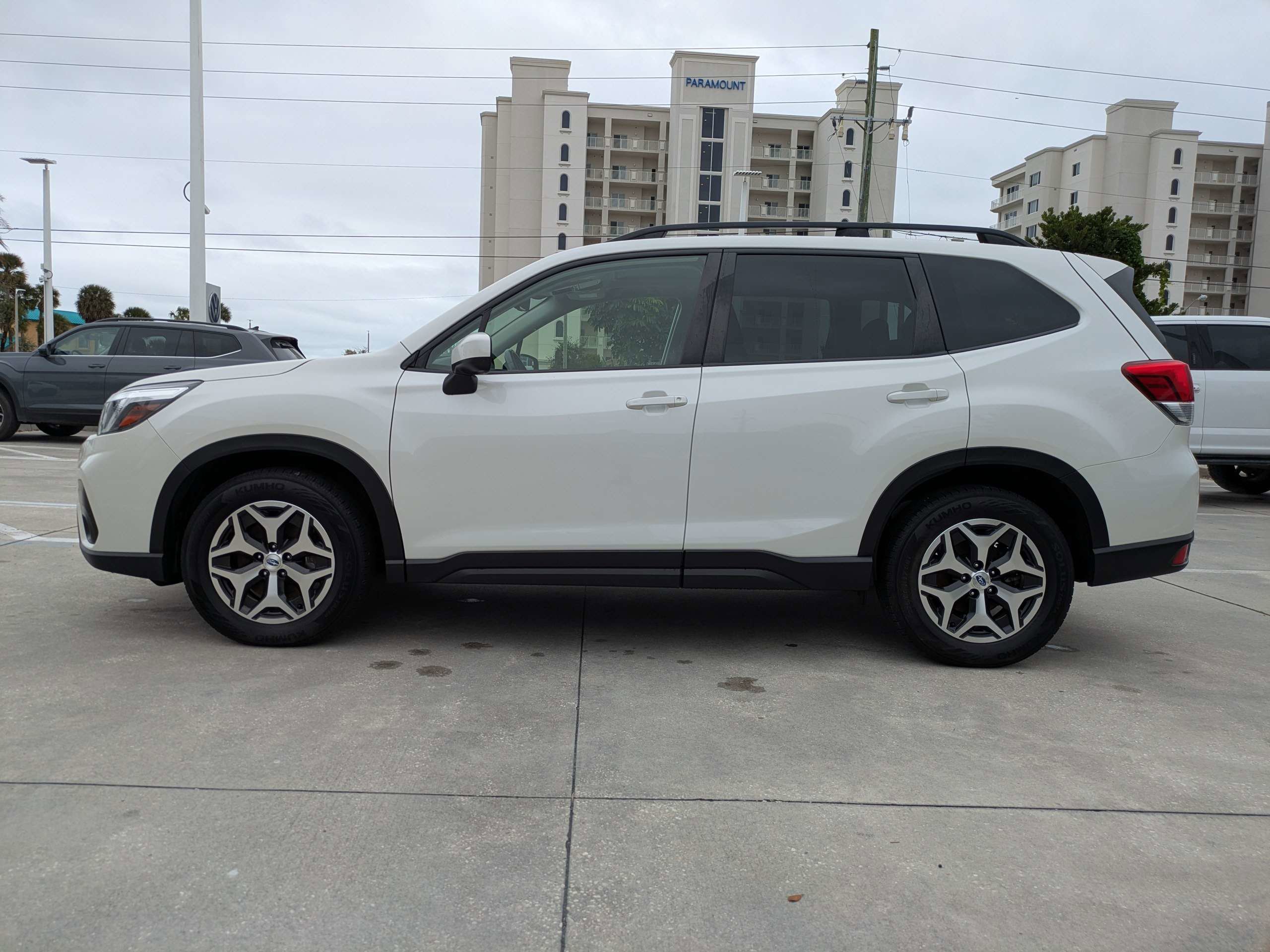 Used 2020 Subaru Forester Premium image 7