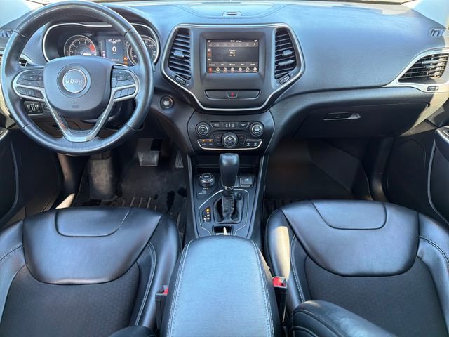 Used 2019 Jeep Cherokee Latitude Plus w/ Comfort/Convenience Group image 12
