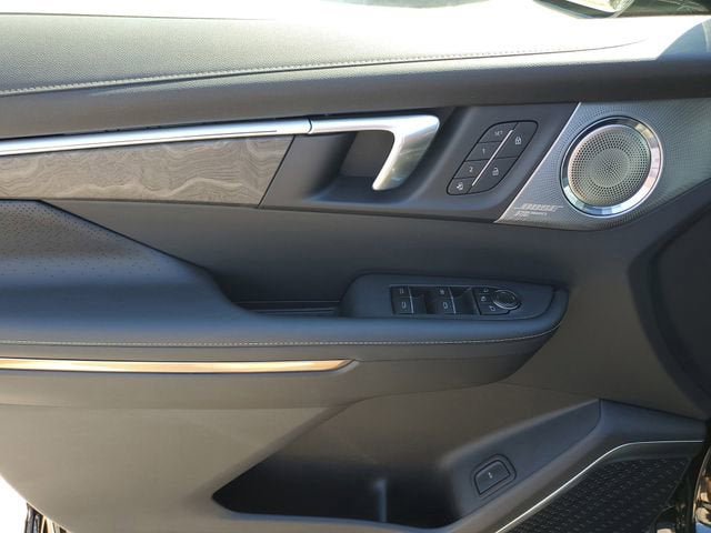 New 2026 Buick Enclave Avenir w/ Super Cruise Package FWD image 17