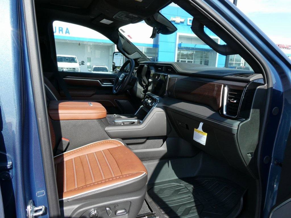 New 2026 GMC Sierra 2500 Denali Ultimate image 17