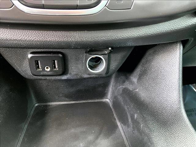 Used 2020 Chevrolet Traverse LT image 25