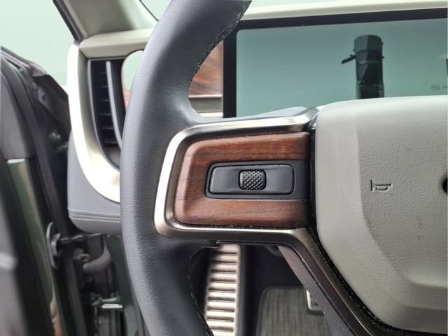 Used 2023 Rivian R1T Adventure AWD/4WD image 23