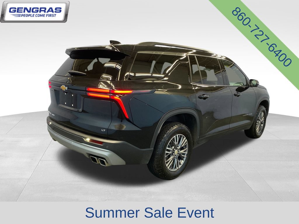 Used 2024 Chevrolet Traverse LT w/ Trailering Package AWD/4WD image 7