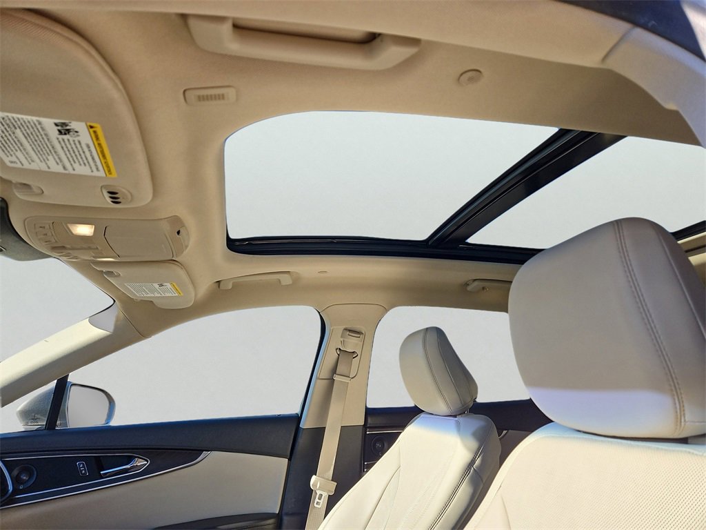 Used 2020 Lincoln Nautilus Reserve image 15