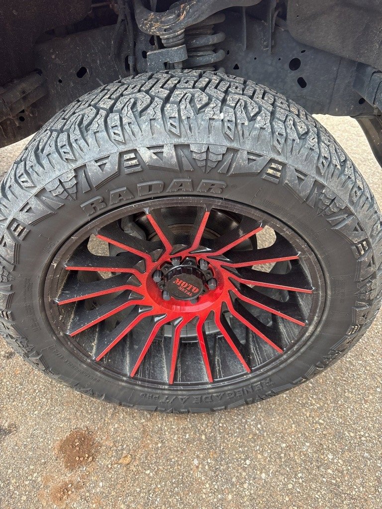 Used 2019 Ford F150 XLT w/ Equipment Group 302A Luxury image 8