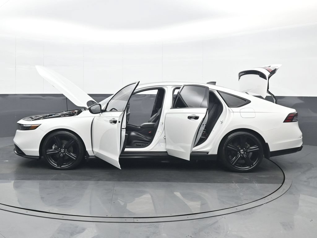 Used 2023 Honda Accord Sport image 37