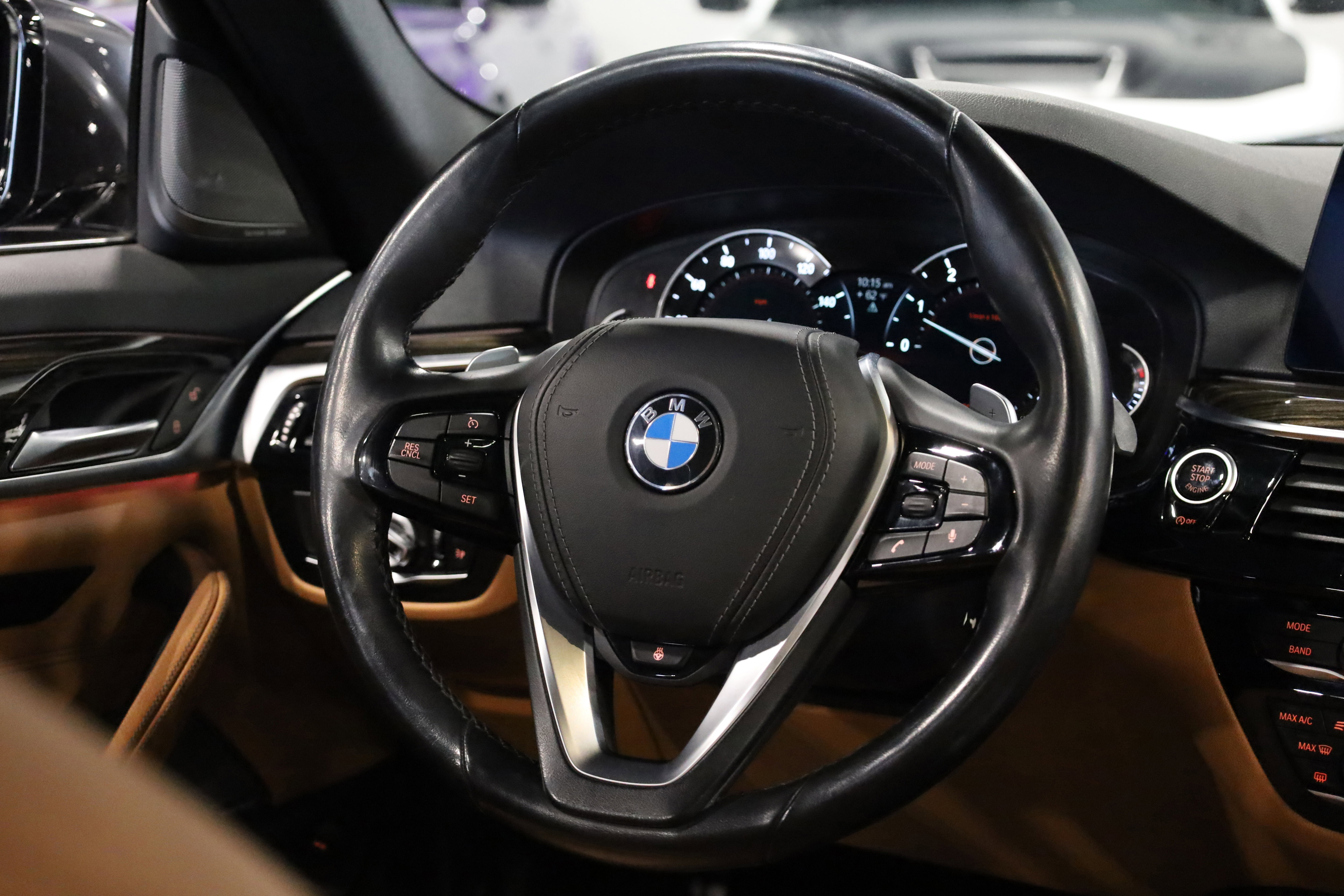 Used 2019 BMW 540i xDrive w/ Convenience Package image 27