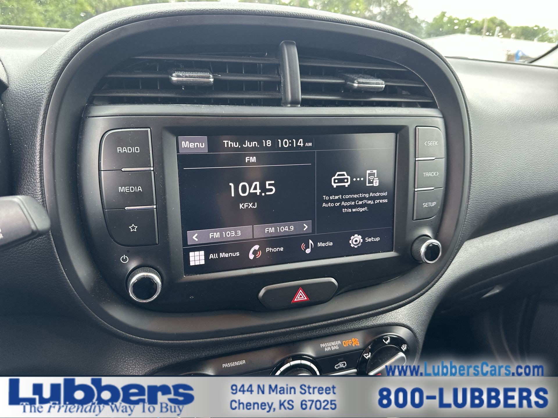 Used 2024 Kia Soul LX w/ LX Technology Package FWD image 15