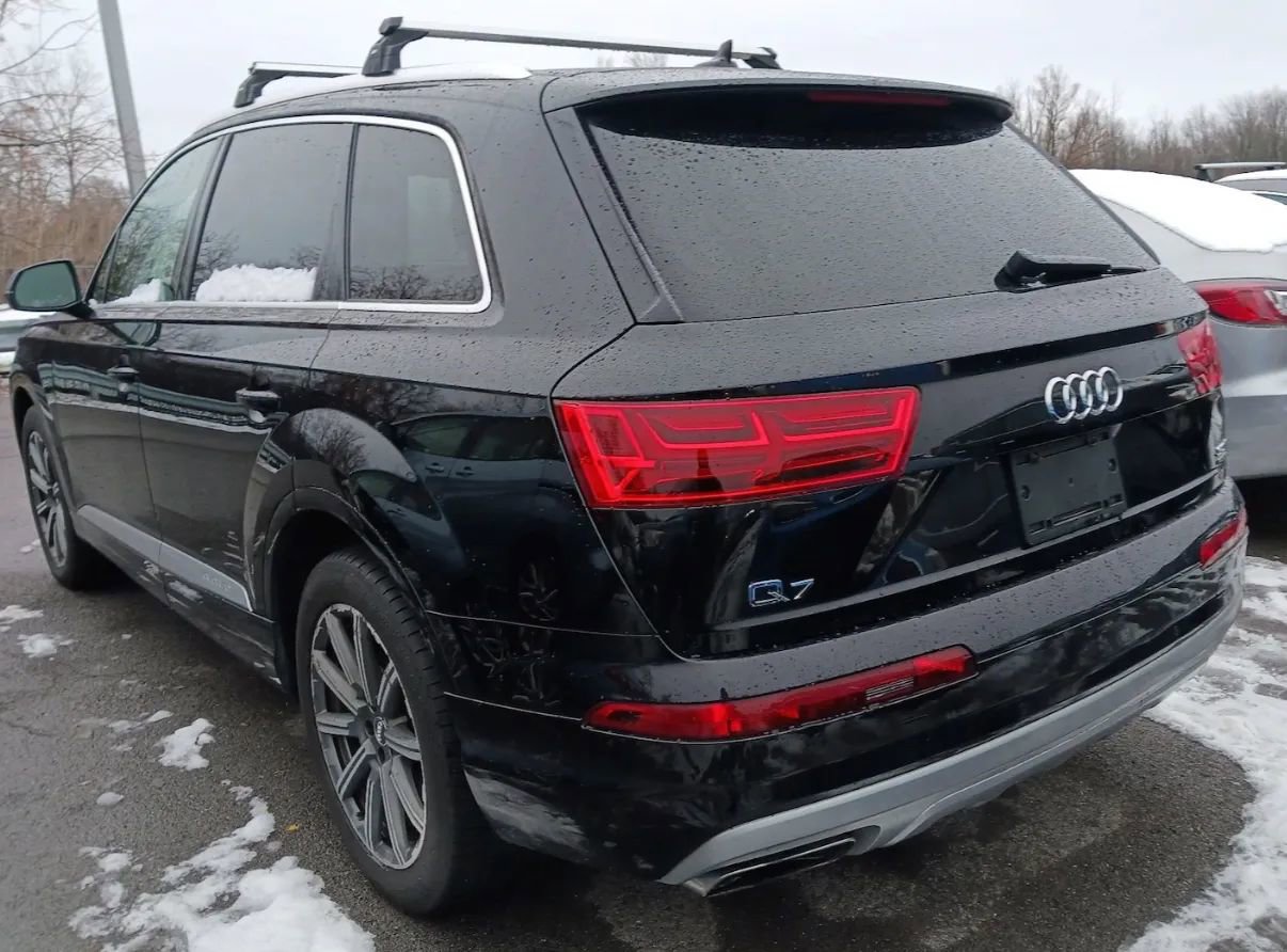 Used 2018 Audi Q7 3.0T Premium Plus image 4