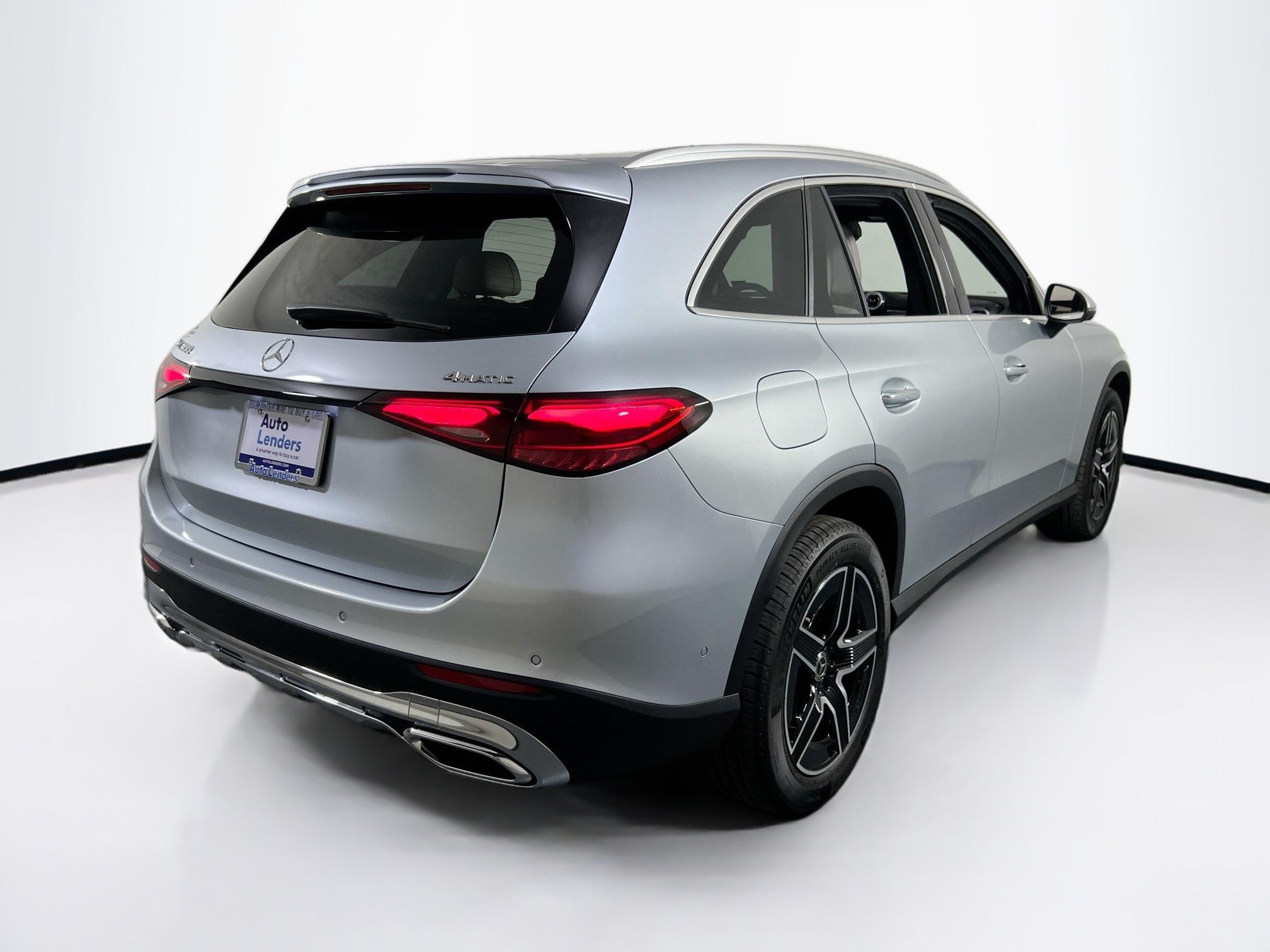 Used 2026 Mercedes-Benz GLC 300 4MATIC image 5