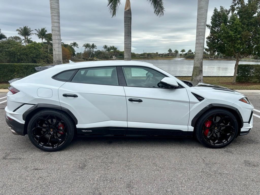 Used 2024 Lamborghini Urus S AWD/4WD image 5