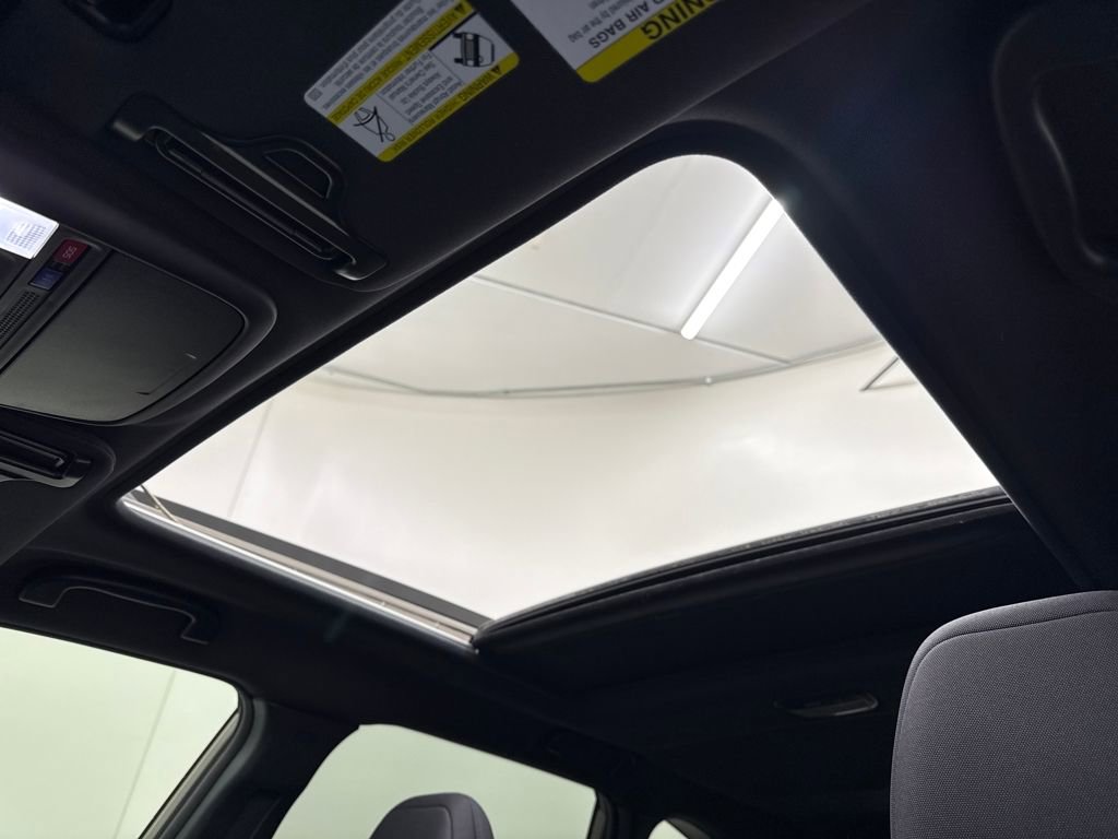 Used 2025 Subaru Forester Premium image 21