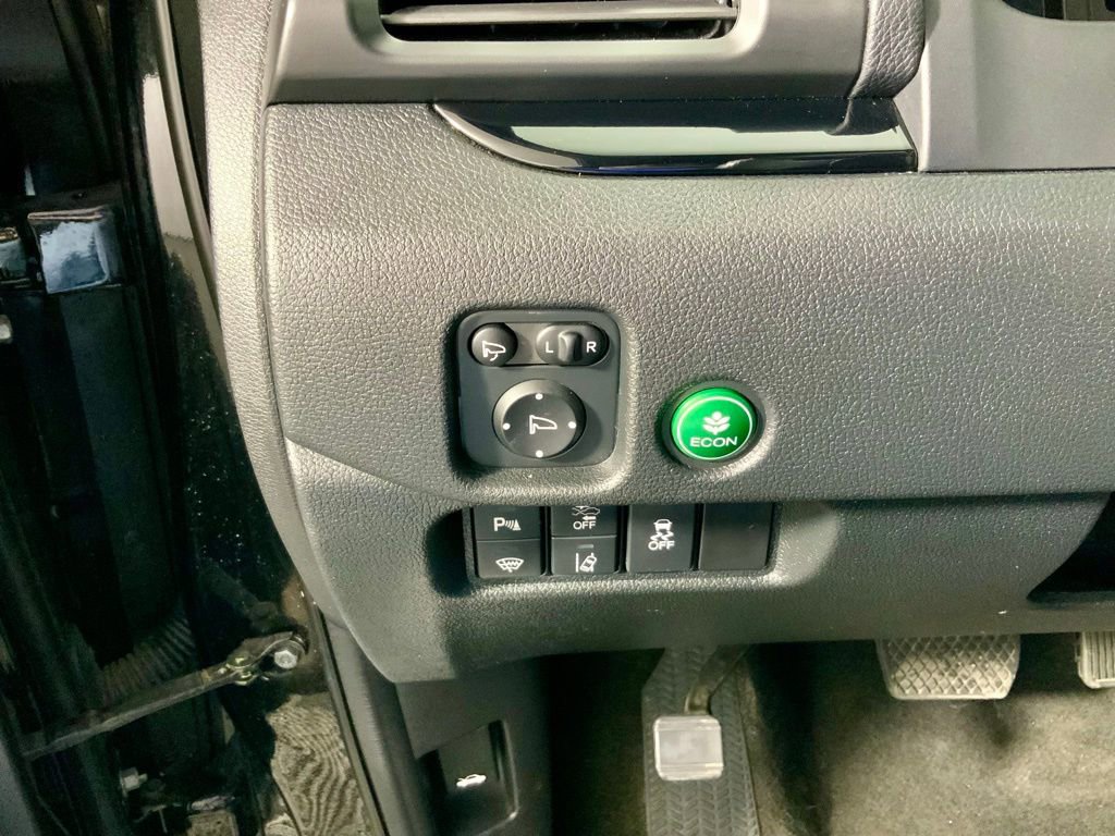Used 2022 Honda Pilot Black Edition image 23