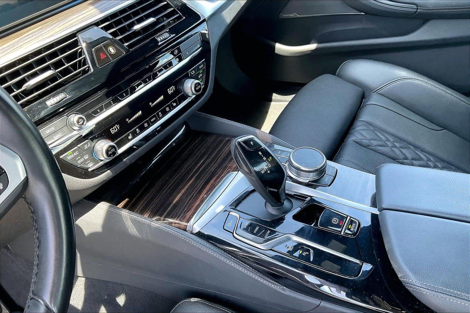Used 2023 BMW 530e w/ M Sport Package RWD image 16