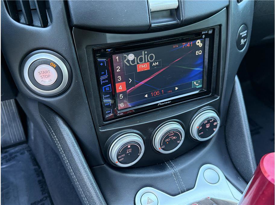 Used 2017 Nissan 370Z Coupe image 9