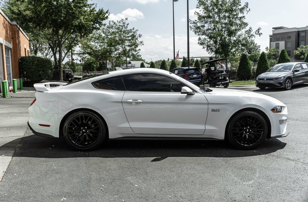 Used 2021 Ford Mustang GT Premium w/ GT Performance Package RWD image 3