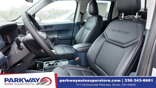 New 2026 Ford Maverick Lariat w/ Black Appearance Package AWD/4WD image 12