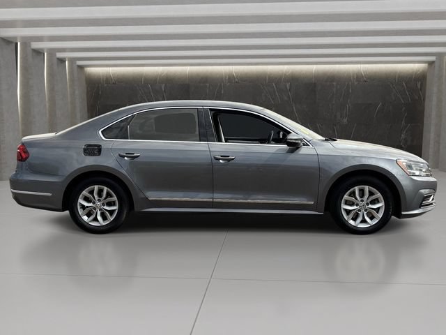 Used 2017 Volkswagen Passat 1.8T S FWD image 7