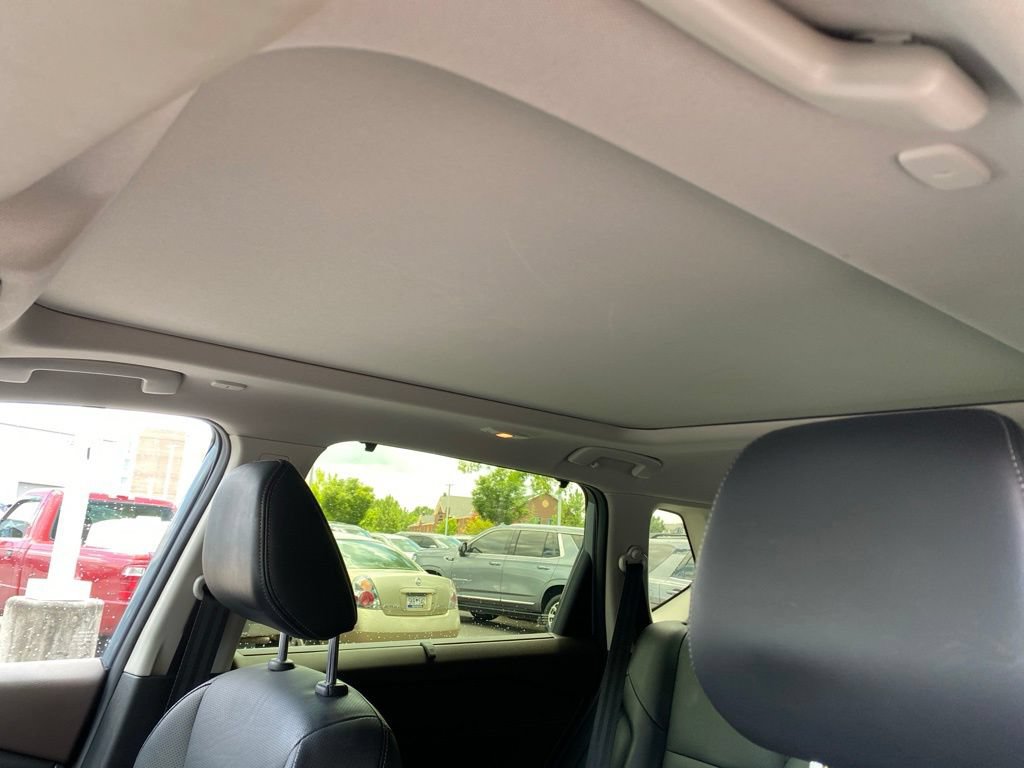 Certified 2023 Nissan Rogue Platinum w/ Platinum Premium Package AWD/4WD image 16