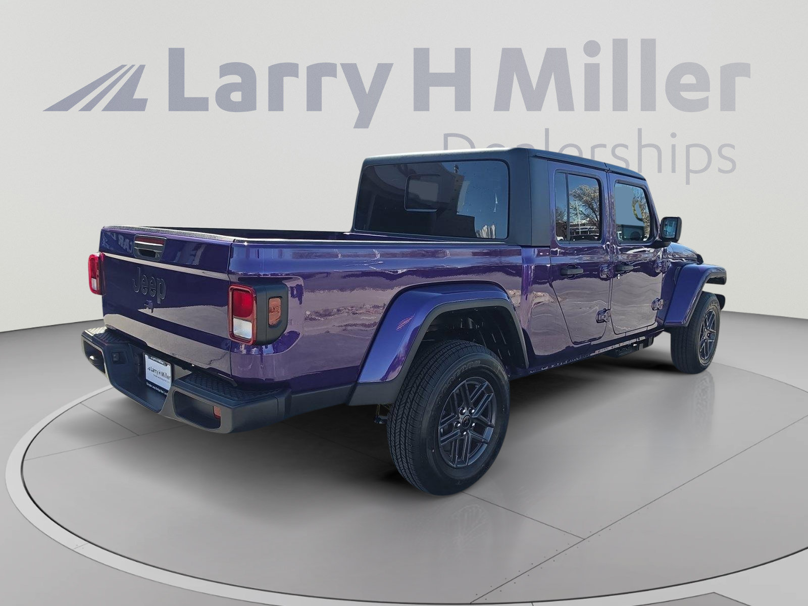 New 2026 Jeep Gladiator Sport AWD/4WD image 5
