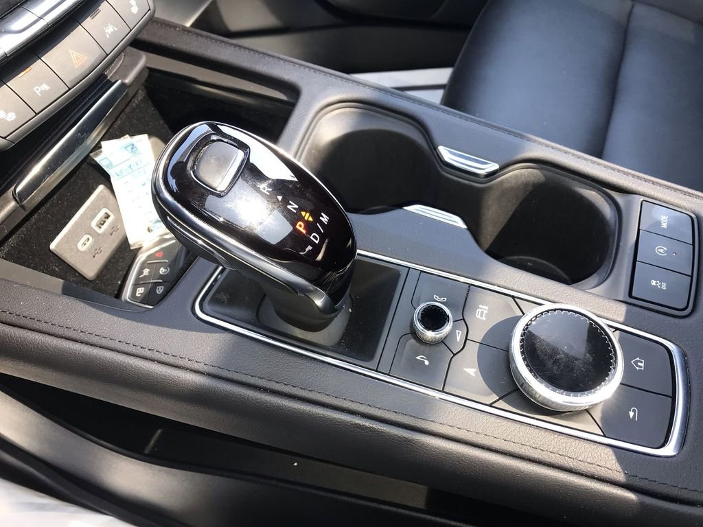 Used 2024 Cadillac XT4 Sport w/ LPO, Floor Liner Package AWD/4WD image 20