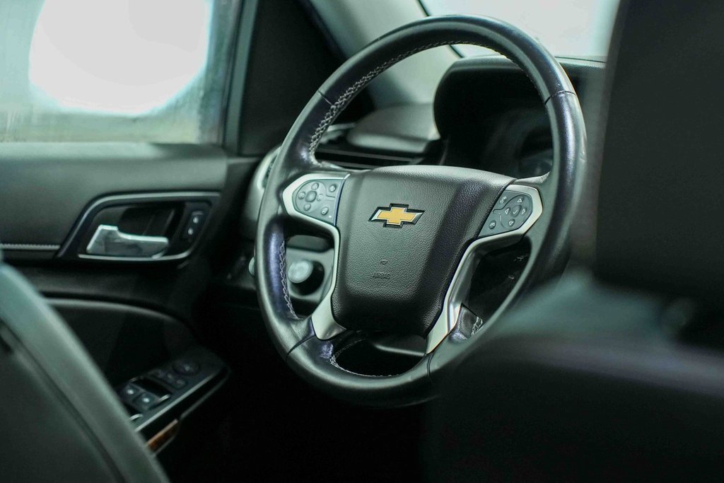 Used 2019 Chevrolet Suburban Premier image 25