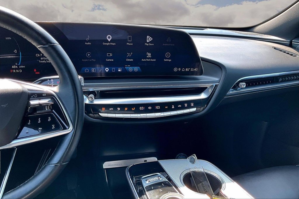 Certified 2024 Cadillac Lyriq Tech w/ Driver Assist Package AWD/4WD image 9