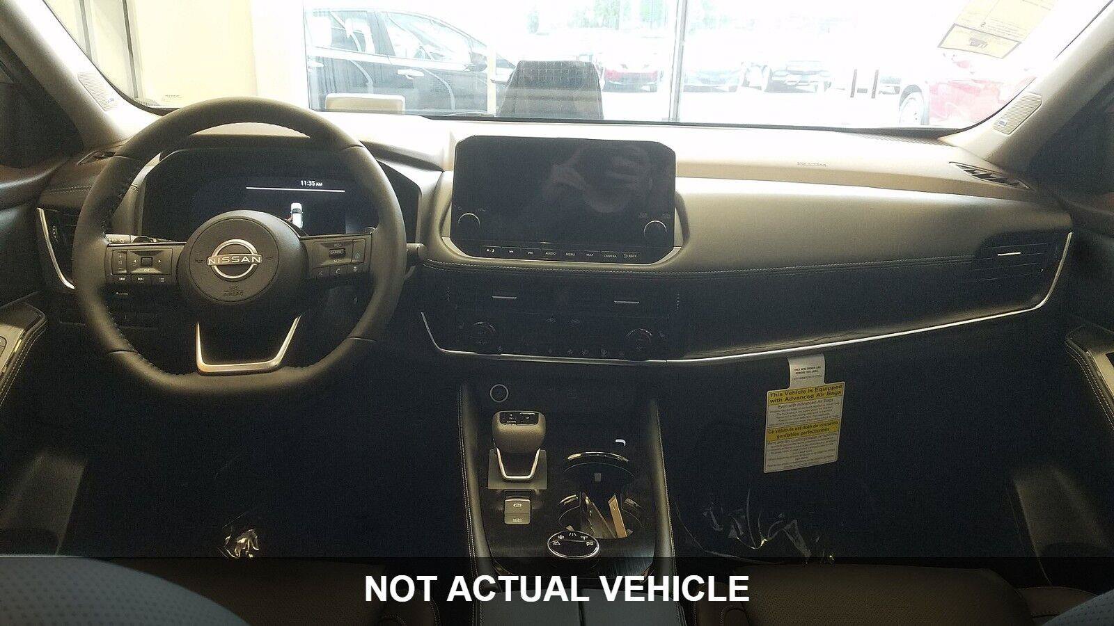 Used 2024 Nissan Rogue S FWD image 12