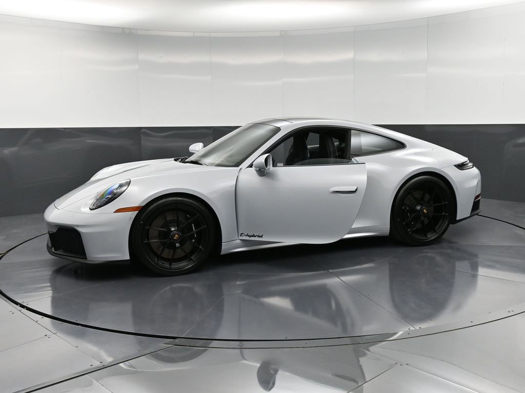 New 2026 Porsche 911 Carrera GTS image 36