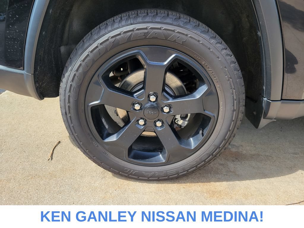 Used 2021 Jeep Grand Cherokee Freedom Edition AWD/4WD image 21