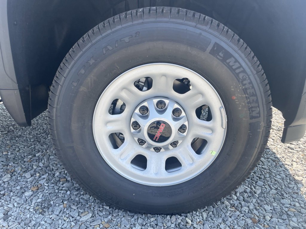 New 2025 GMC Sierra 2500 Pro w/ Convenience Package image 32