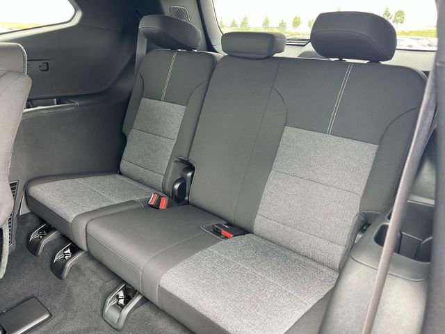 New 2026 GMC Acadia Elevation image 27