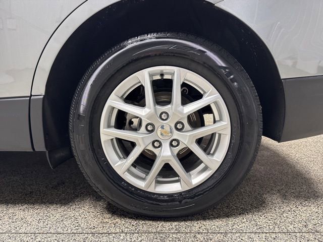 Used 2023 Chevrolet Equinox LT image 16