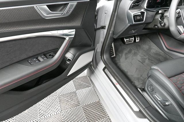 New 2026 Audi RS 7 Performance image 8