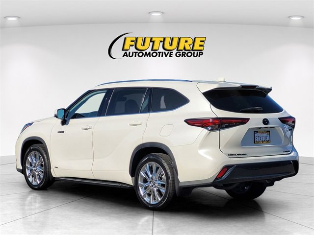 Used 2021 Toyota Highlander Limited image 7