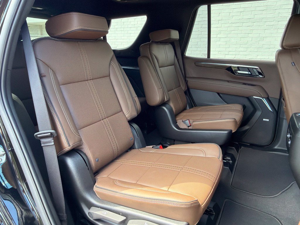 New 2026 Chevrolet Tahoe High Country AWD/4WD image 11