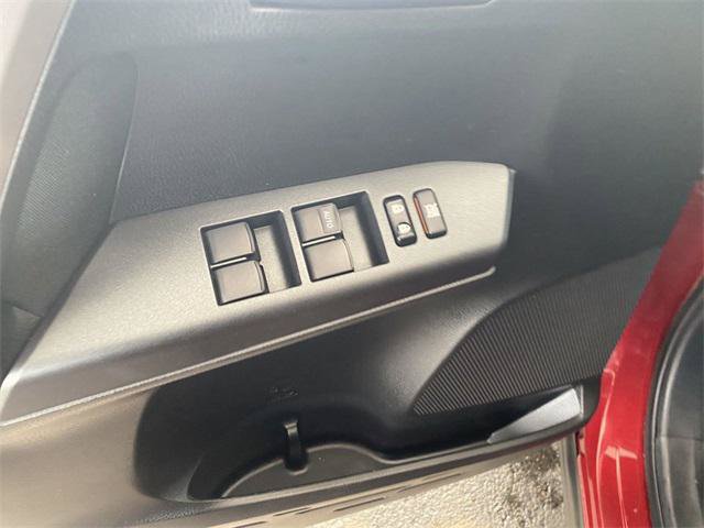 Certified 2018 Toyota RAV4 LE w/ Carpet Mat Package AWD/4WD image 16