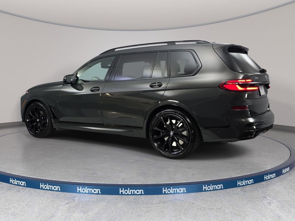New 2026 BMW X7 M60i image 7