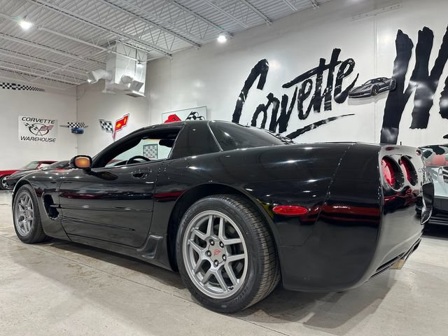 Used 2004 Chevrolet Corvette Z06 w/ Memory Package RWD image 4